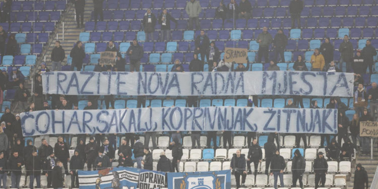 Sportske novosti – Osijek tone dublje: Navijači bijesni, uprava na trza, na potezu su igrači i struka