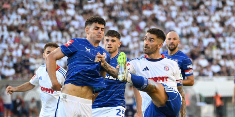 Sportske novosti – Ovo je najbolja momčad SHNL-a: Iznenađenje na lijevom beku, jedan igrač jako podsjeća na Mandžukića