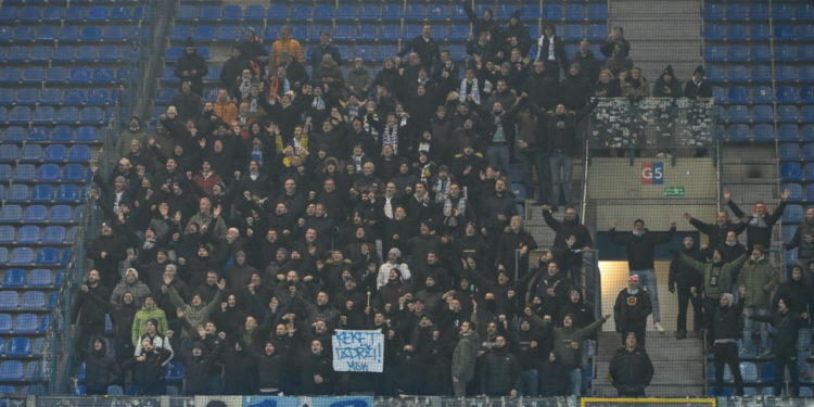 Sportske novosti – Sanchez savršen, obrana za udžbenike, i pobjeda je bila blizu, a posebna priča je Armada! Ovo je velika večer HR nogometa