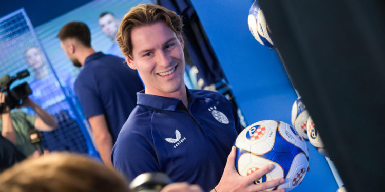 Sportske novosti – Susjedni mediji otkrivaju: ‘Ništa od transfera Roberta Mudražije, ne postoje apsolutno nikakve šanse’