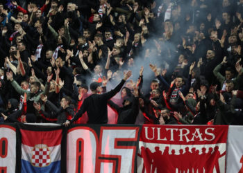 Sportske novosti – VIDEO Mostarom usred noći odjekivale eksplozije! Procurila i snimka, evo što je u pozadini vatrenog dočeka