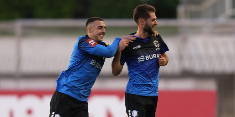 Sportske novosti – VIDEO Pogledajte pogodak mjeseca studenog u SuperSport HNL-u! Duvnjaku su zapljeskali čak i navijači Hajduka