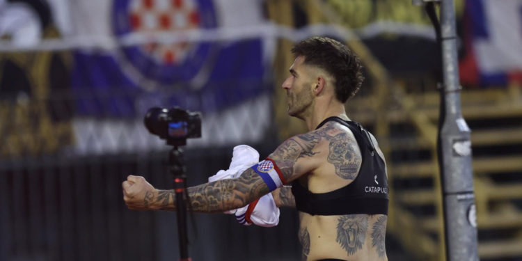 Sportske novosti – VIDEO: Pogledajte sedam minuta za povijest SHNL-a! Livaja ušao i odmah zabio, a onda je krenuo festival isključenja