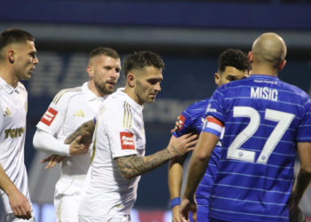 Sportske novosti – VIDEO Poslušajte razgovor Kolarića i Bebeka u dramatičnim trenucima derbija: ‘Ma joj, ne, ne… Preslabo’