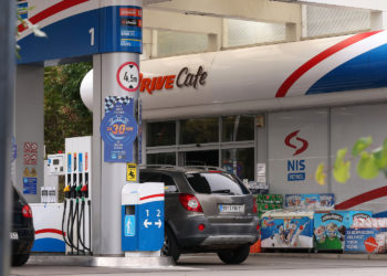 Srbe čeka neviđeni kaos: Uskoro neće imati gdje natočiti gorivo