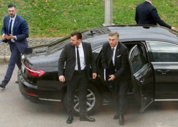 Susjedi bijesni na Plenkovića: ‘Pogledajte kako je ušao u zemlju, u zadnji tren obaviještena policija’