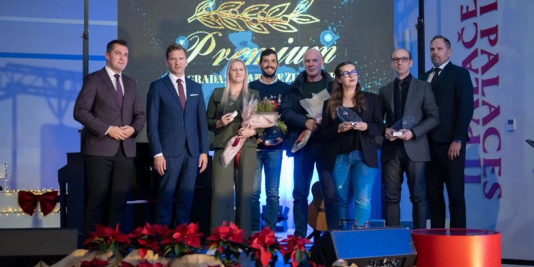 Svečano dodijeljene Premium nagrade u turizmu Zadarske županije za 2025. godinu, za osobu godine proglašen je Željko Raljević