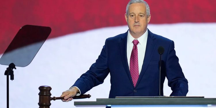 Trump posjećuje Sjevernu Karolinu kako bi potaknuo kandidata GOP-a za Senata Whatleya za 2026