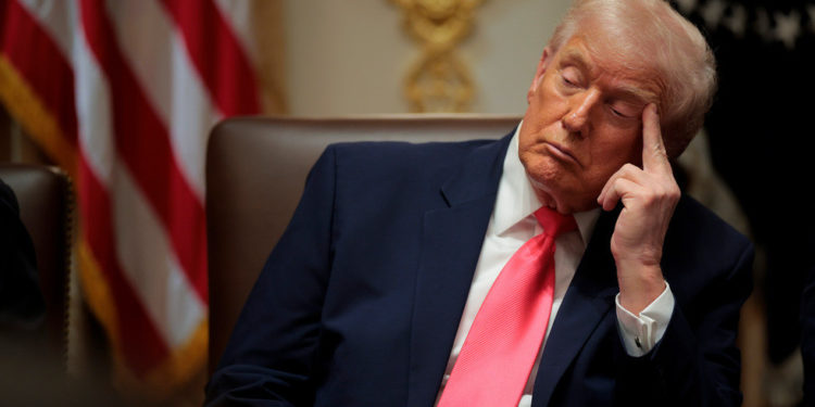 Trump zadirkuje kopnene udare u Venezueli ‘uskoro’ — RT World News