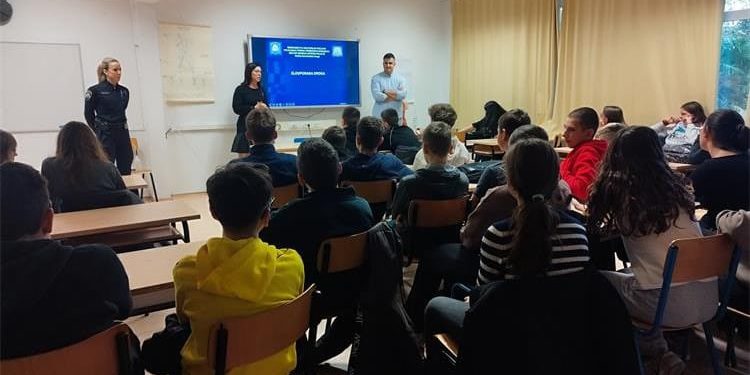 U Lovranu održano predavanje o prevenciji ovisnosti