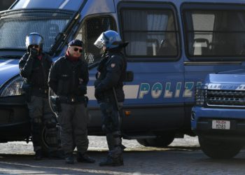 U susjedstvu pali krijumčari narkotika: Uhićene stotine osoba, zaplijenjene tone droge