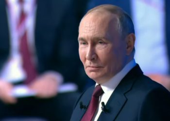 Udovica ruskog vojnika pred svima natjerala Putina da se ispriča: ‘Riješit ću to’