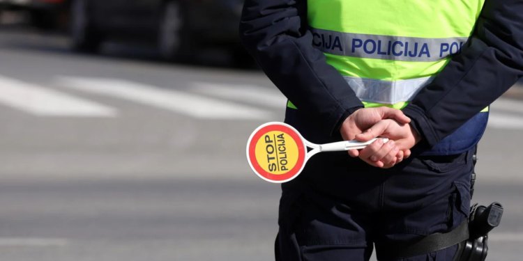 Uhićen vozač u Kukljici na otoku Ugljanu: evo s koliko je promila vozio…