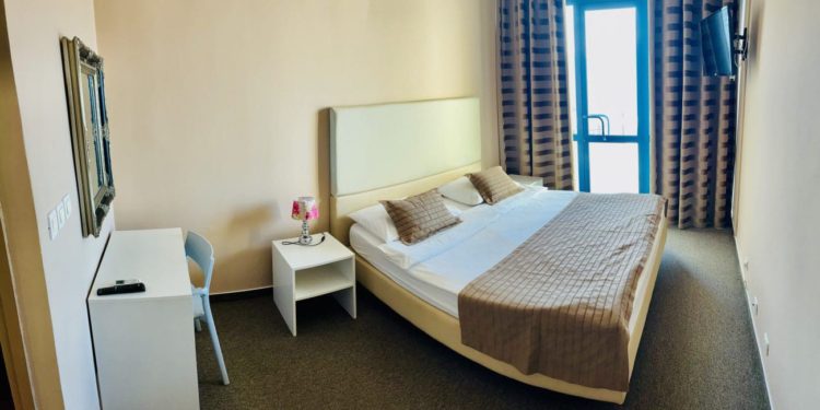 VIDEO Božićna rasprodaja na Zvončacu: Iznesite sav namještaj hotelske sobe za 200 eura