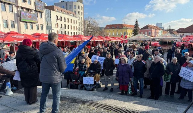 VIDEO Umirovljenici ponovno izašli na ulice: ‘Podignite konačno svoj glas’
