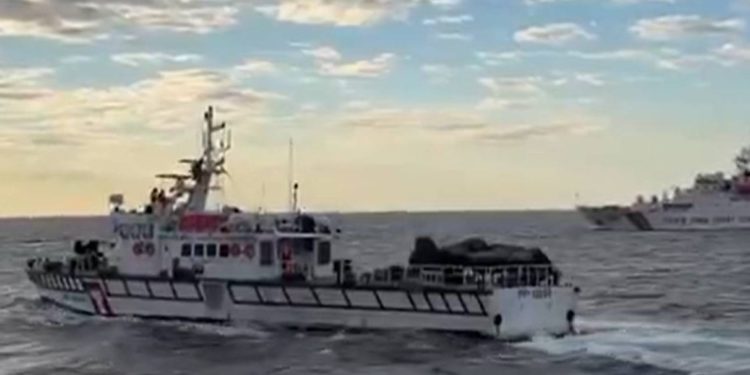 VOJNA VJEŽBA Kinezi ispalili rakete prema Tajvanu i rasporedili jurišne brodove