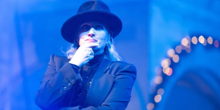 Vanna nastupila na Stradunu i razgalila publiku: Oko srca kopni led, ide Božić bili…