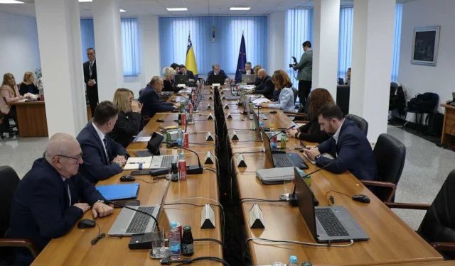 Vlada FBiH izdvojila gotovo četiri milijuna KM za 9.661 poslodavca i obrtnika