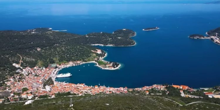 ZBOG ODRŽAVANJA MREŽE Vis i Biševo bez struje 5. prosinca, evo i “satnice”