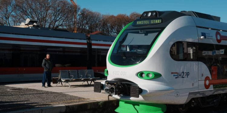 ZELENO SAMO ZELENO Na relaciji Split – Kaštel Stari