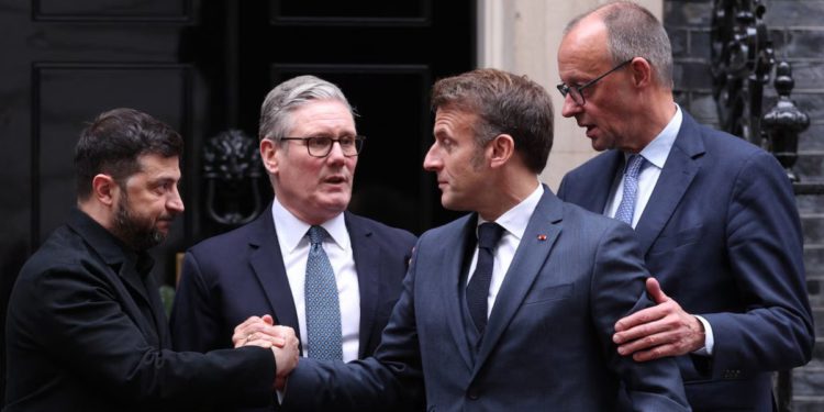 Zelenski će danas dati Trumpu revidirani mirovni plan kojeg je složio s europskim čelnicima