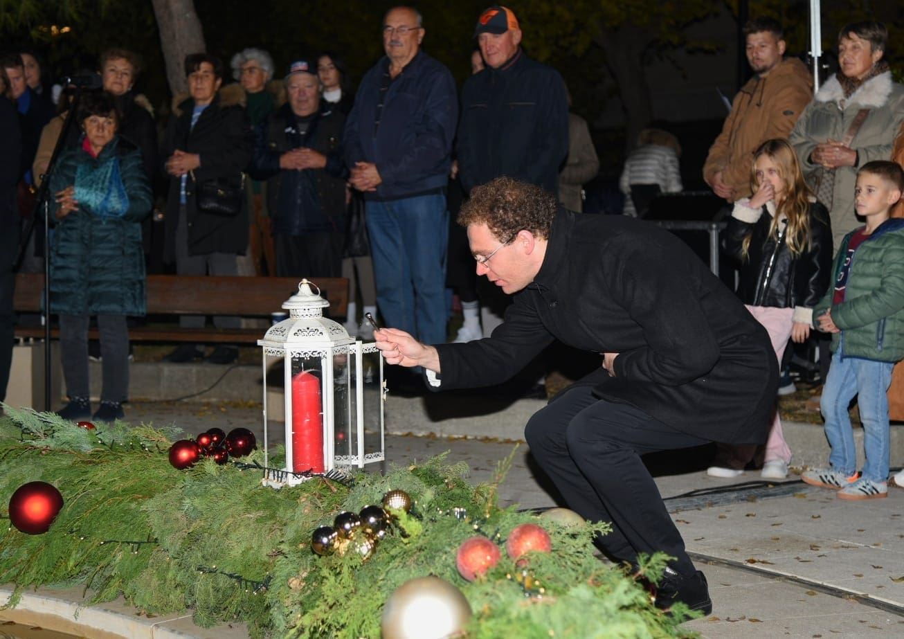 druga svijeca kastela foto djurdja  1