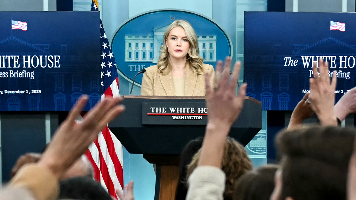 Karoline Leavitt u nevjesti