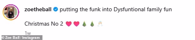 Zoe Ball ponovno se susrela sa svojim bivšim suprugom Normanom Cookom (DJ Fatboy Slim) i našalila se da 'funk pretvaraju u disfunkcionalno' dok slave Božić sa svojom djecom (LR: Woody Cook, Norman Cook, Nelly Cook, Zoe i Ruby Prunstuke)