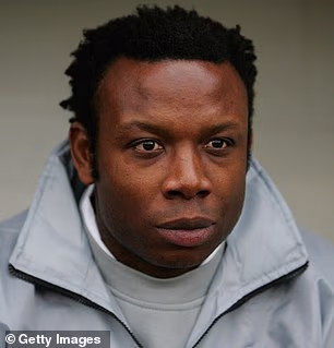 Rosenior Snr vodio je pet timova između 1996. i 2007. godine