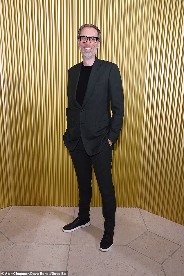 Stephen je na slici u listopadu prošle godine