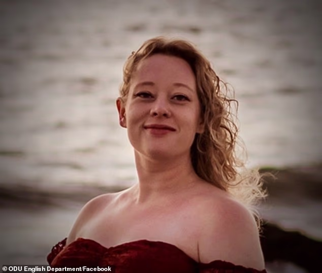 Njegova odluka dolazi nakon što je majku troje djece Renee Nicole Good (37) ustrijelio federalni agent tijekom imigracijskih operacija u Minneapolisu u srijedu