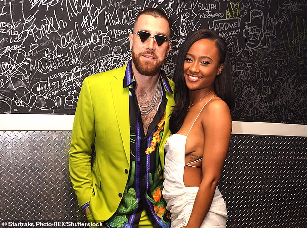 Travis na fotografiji s bivšom djevojkom Kaylom Nicole, s kojom je hodao oko pet godina