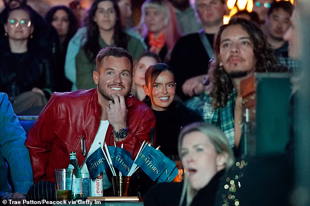 Maura je gledala s kolegom Coltonom Underwoodom na zabavi gledanja u West Hollywoodu