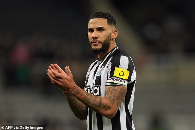 Dugogodišnji branič Newcastlea Jamaal Lascelles ovog mjeseca privlači ponude iz Turske