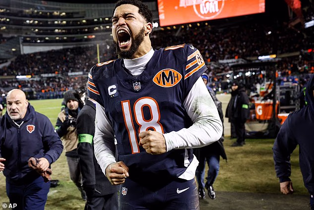 Williams je bacio 361 jardu uz 24 od 48 dodavanja i postigao dva touchdowna u subotu