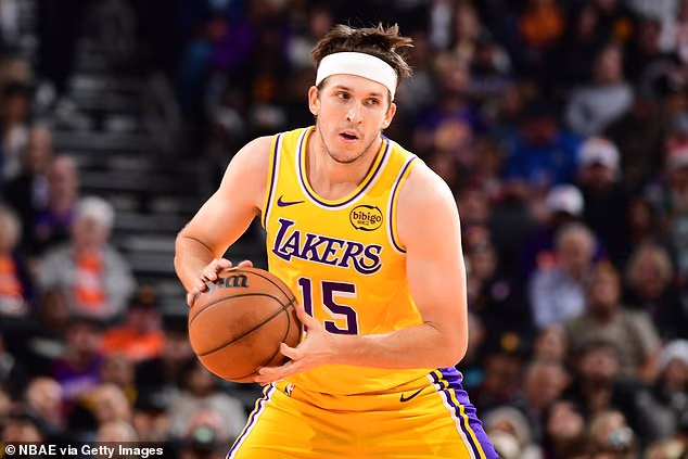 Reaves je miljenik obožavatelja u LA-u, a James kaže da Paulovi komentari nisu utjecali na njihovu vezu