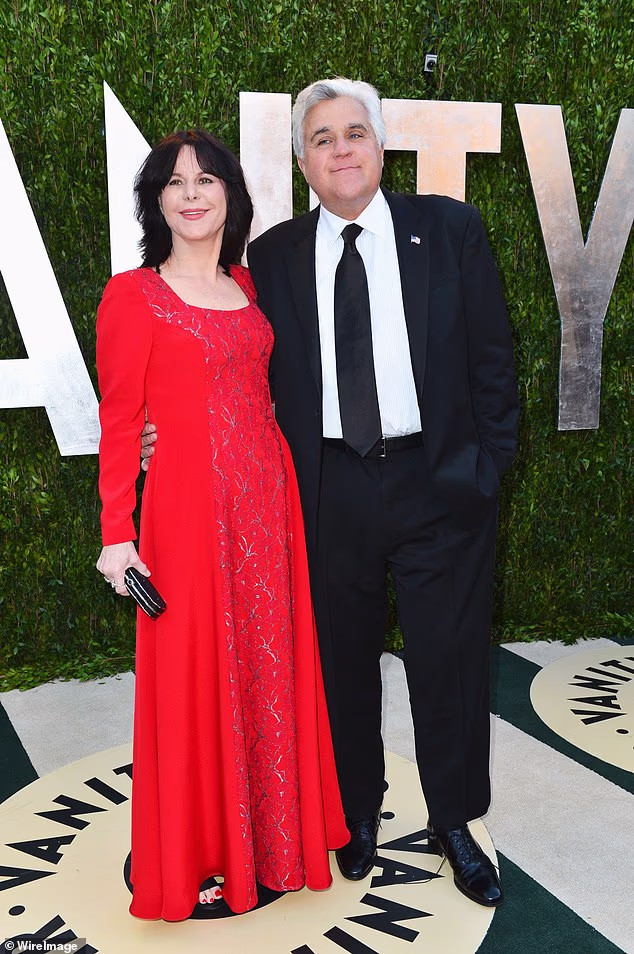 Njegovoj supruzi filantropu — koja ga 'ponekad' ne prepoznaje — dijagnosticirana je demencija u siječnju 2024., a Leno je morao podnijeti zahtjev za konzervatorstvo; Viđeni su 2013