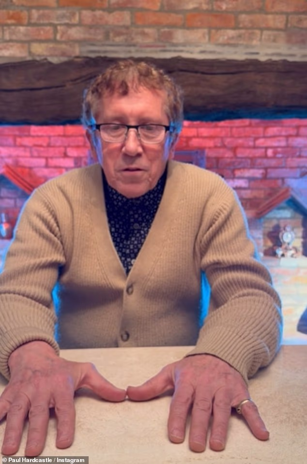 'Otišao je kao, "Javit ću ti se za pet minuta"', započeo je Paul u Instagram videu u petak. 'Nije mi se javio za pet minuta'