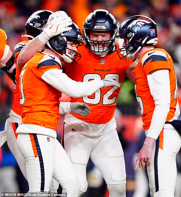 Denver Broncosi izbacili su Billse iz doigravanja zahvaljujući pobjedničkom poljudskom pogotku Wila Lutza (lijevo) u produžetku