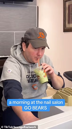 Navijači su uzeli i matcha lattes