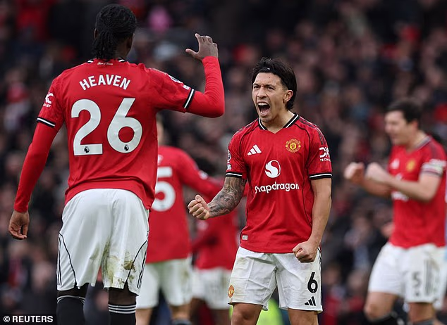 Lisandro Martinez potaknuo je Paula Scholesa - ali bivša zvijezda Man Uniteda jednostavno neće mariti