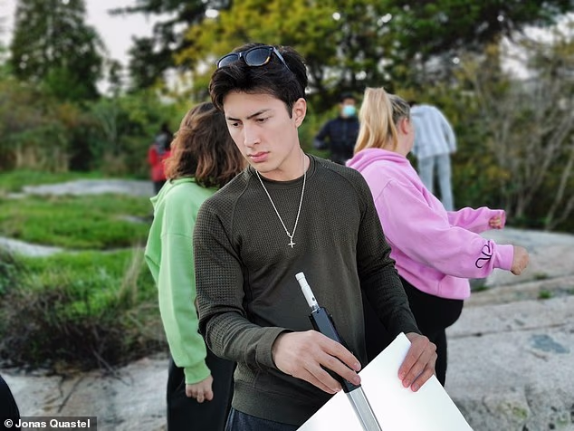 Nadobudni glumac, 24, primljen je u osmomjesečni program kada je imao samo 19 godina