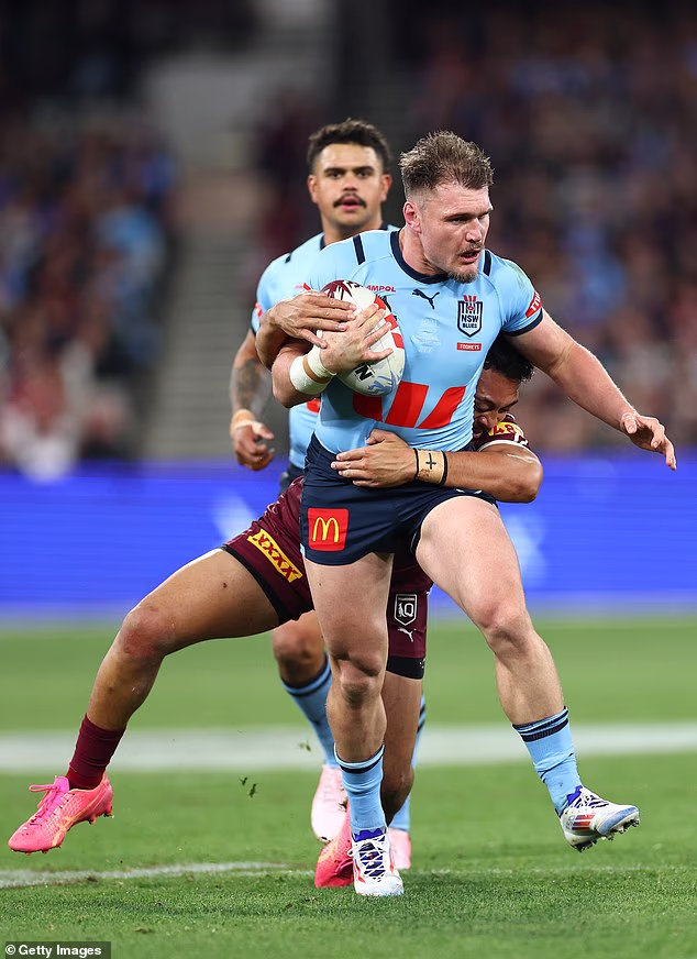 Crichton (na slici igra State of Origin za NSW) bio je sindikalna zvijezda kao školarac prije nego što je prešao u NRL za Souths