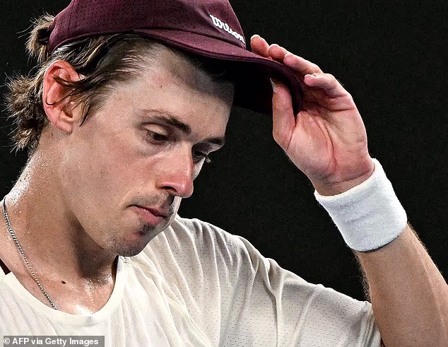 Australac (na slici tijekom meča) dopustio je da se vidi njegova frustracija jer ponovno nije mogao proći dalje od četvrtfinala na Grand Slamu