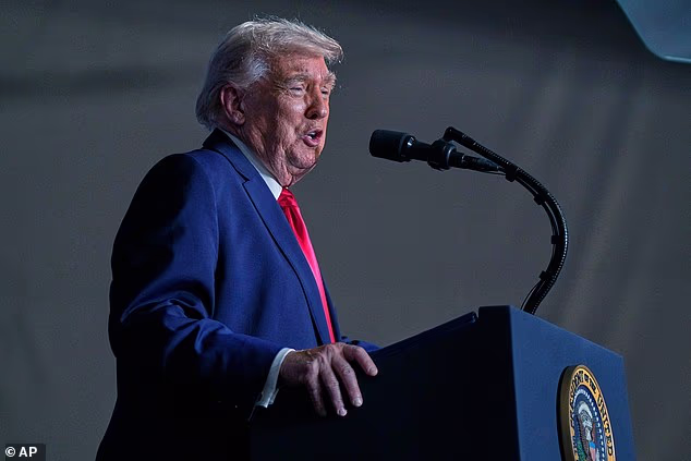 Trump je oštro osudio odluku i oglasio se na Truth Socialu rano ujutro u srijedu