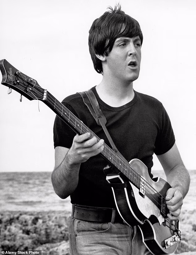 Prošle godine Sony je konačno potvrdio glumačku postavu za svoja četiri dugo očekivana filma o Beatlesima nakon mjeseci nagađanja (Paul McCartney viđen 1965.)