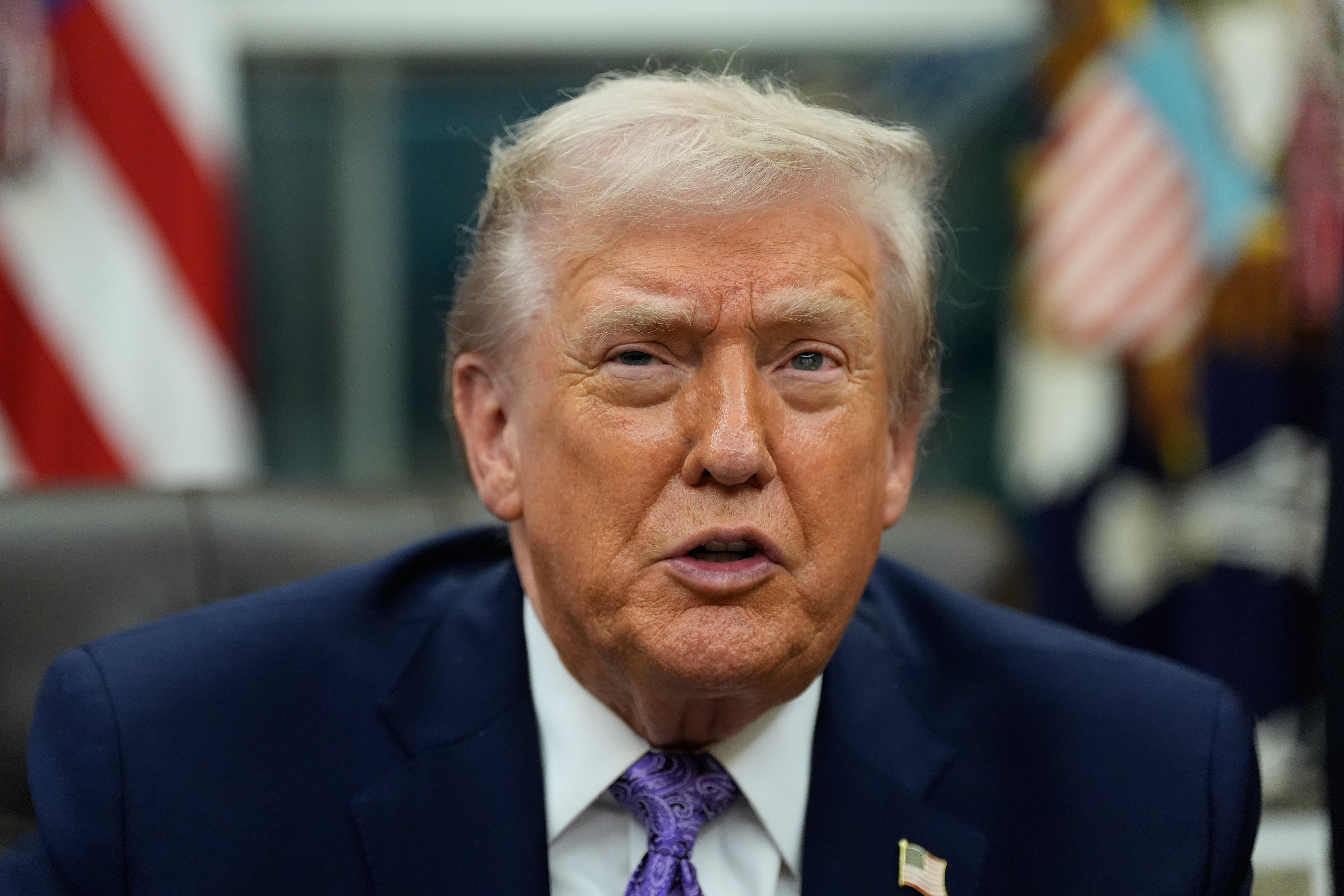 Ogorčeni Donald Trump nazvao je Starmerov dogovor o otoku Chagos 'glupim', unatoč tome što ga je podržao prošle godine