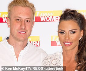 7. U srpnju 2019. Katie je objavila da se ponovno zaručila za Krisa Boysona