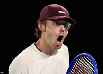 Alex de Minaur najavio je nadolazeće vjenčanje nakon velike pobjede na Australian Openu – dok je ozarena Katie Boulter to promatrala s tribine