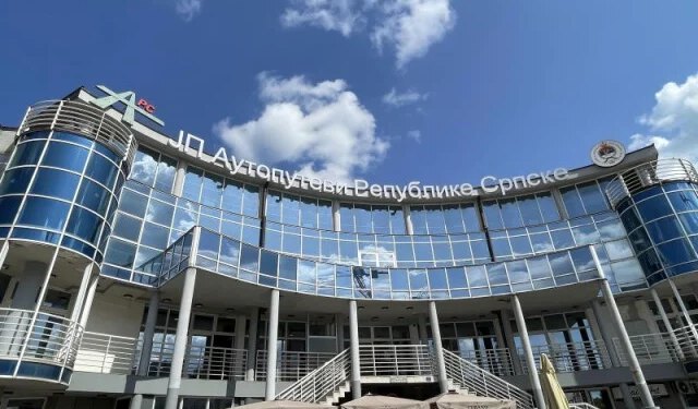 ‘Autoputevi RS’ potrošili 57.000 KM na hotele i putovanja